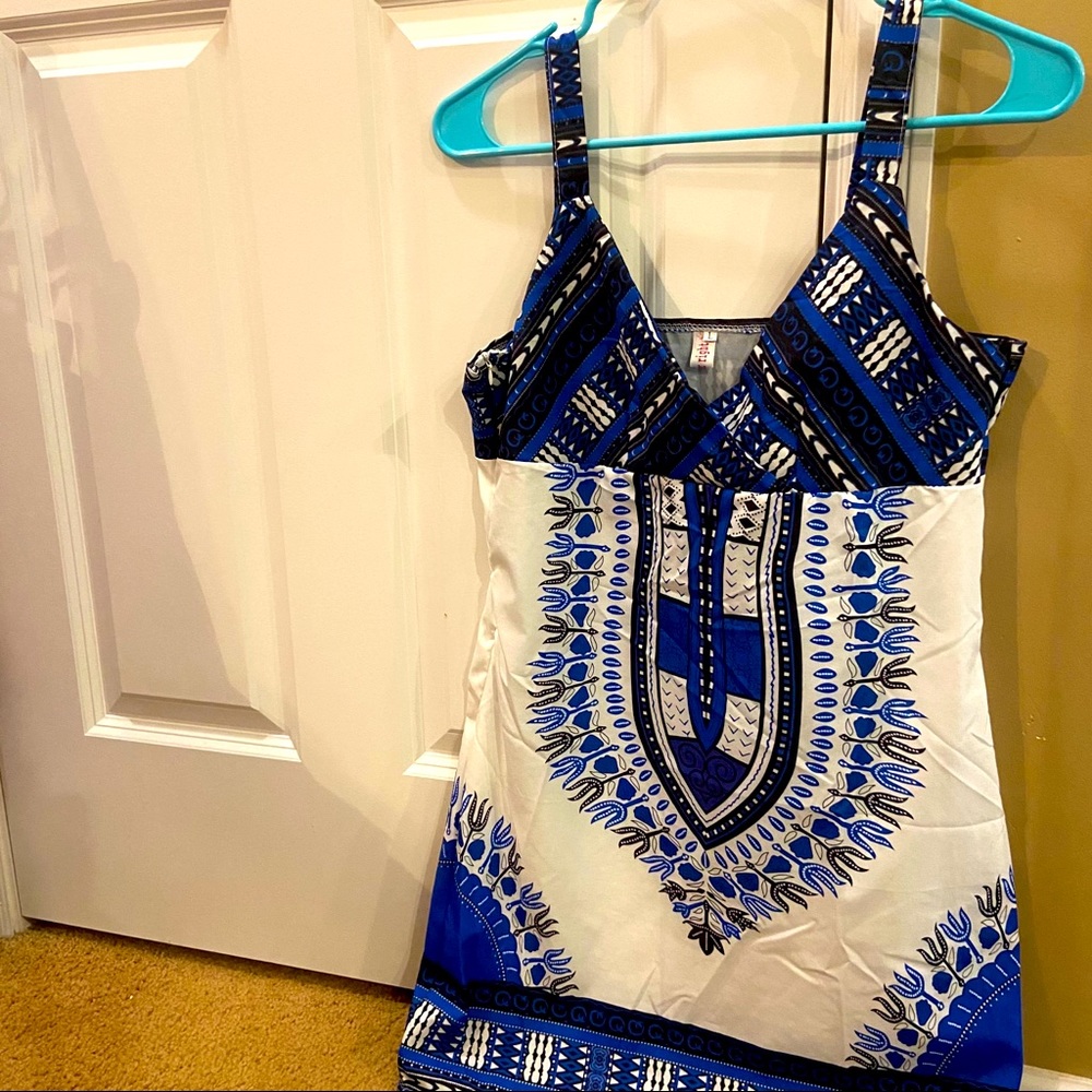 Gorgeous blouse (blue, black, & white)